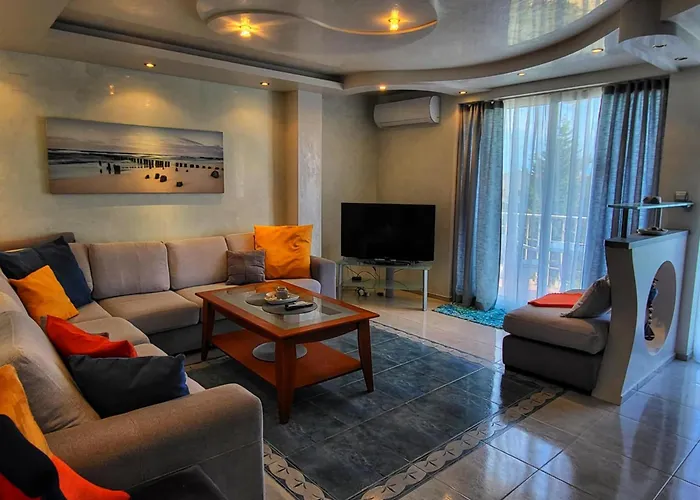 мареа Апартаменты