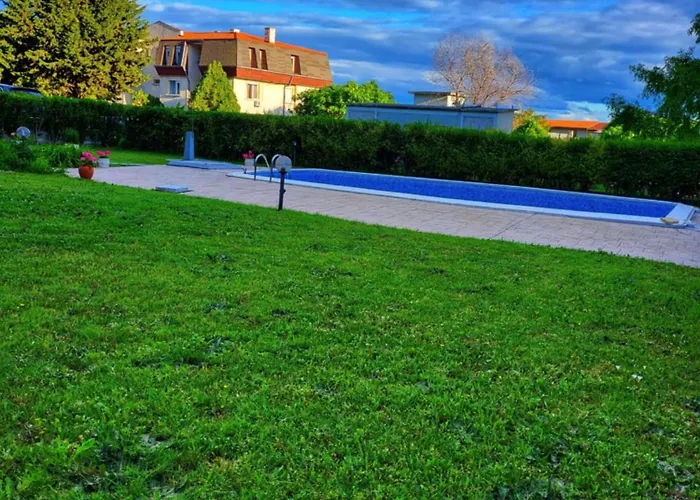 Апартаменты мареа *